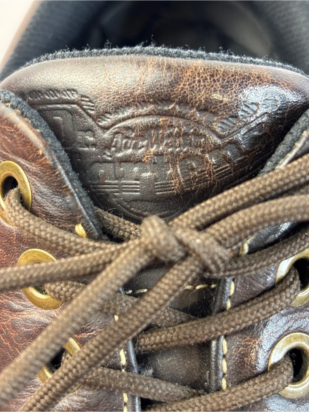 Y2K Vintage Dr. Martens Men’s 9 Woman’s 10 Brown Leather Lace-Up Oxford
